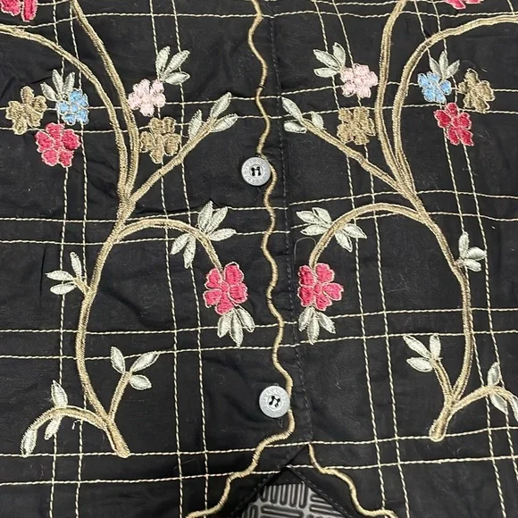 vintage black embroidered vest size medium - Picture 7 of 7